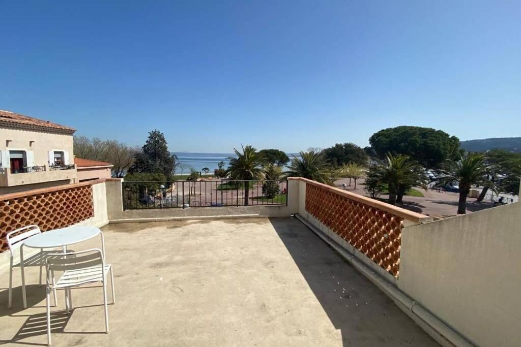 Martigues Lägenhet Exteriör bild