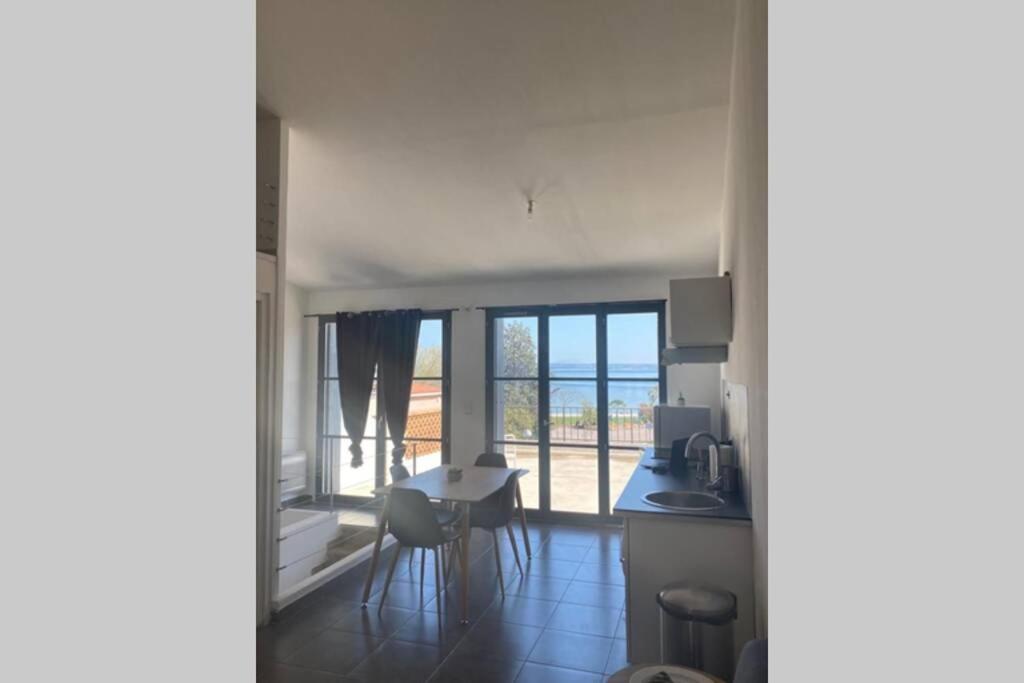 Martigues Lägenhet Exteriör bild